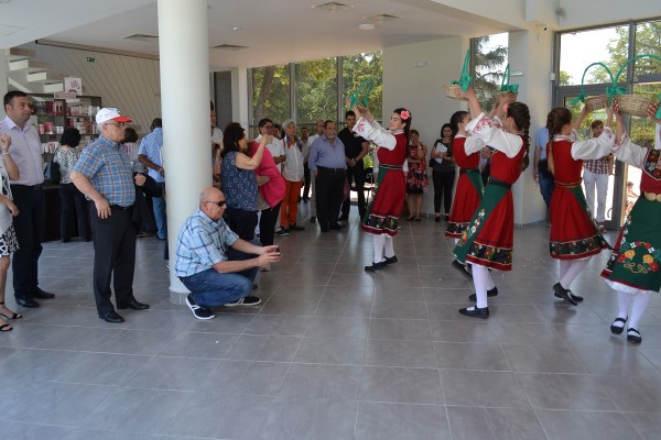Топло посрещане на дипломатическия корпус в Казанлък
