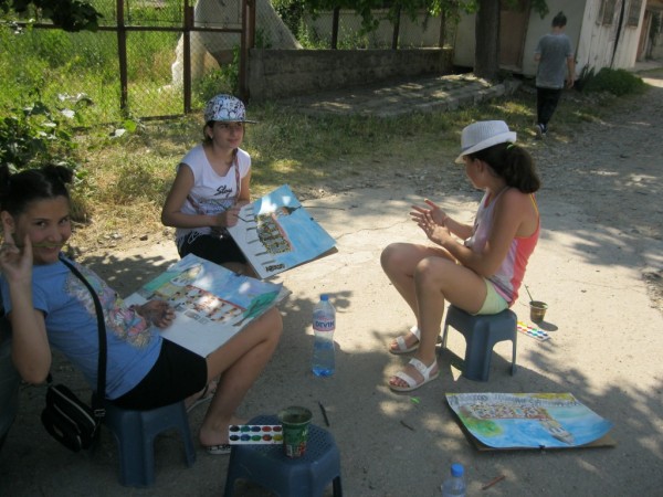 “Арт линия“ проведоха летен пленер за деца и родители