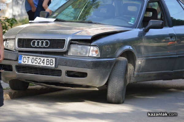 Джип падна в Старата река след катастрофа 