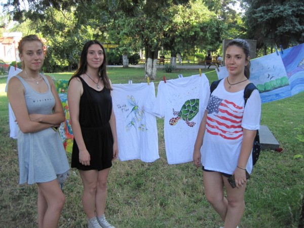 Художници от школа “Живопис“ участваха в национален пленер „Цветни мечти”, гр. Тръстеник