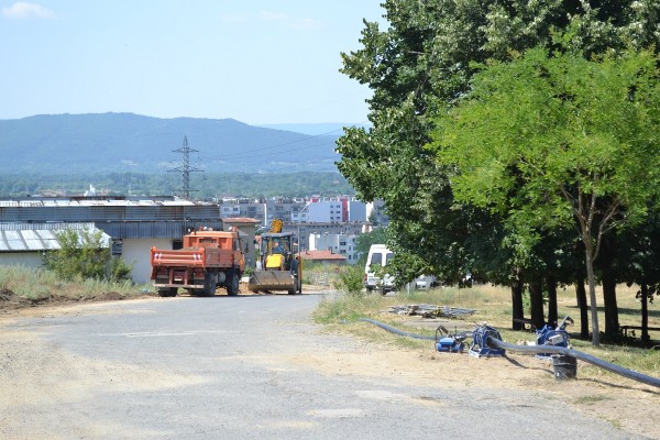 Започна подмяната на водопровод в ж.к.“Изток“