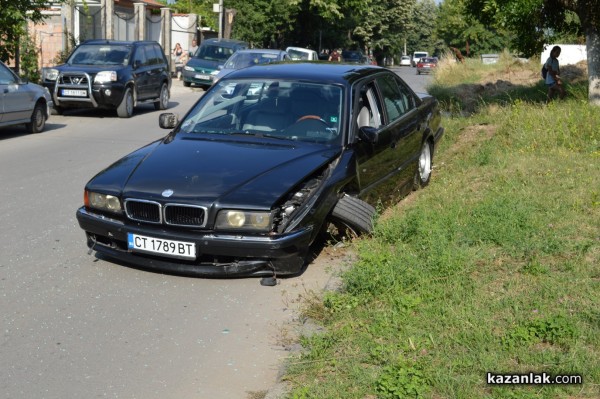 Трета катастрофа за днес, БМВ и Волво се блъснаха