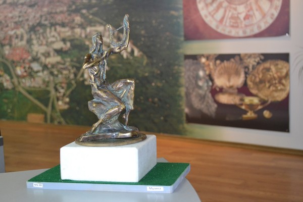 Отличия в общинските конкурси за парк „Розариум“ и Музея на розата