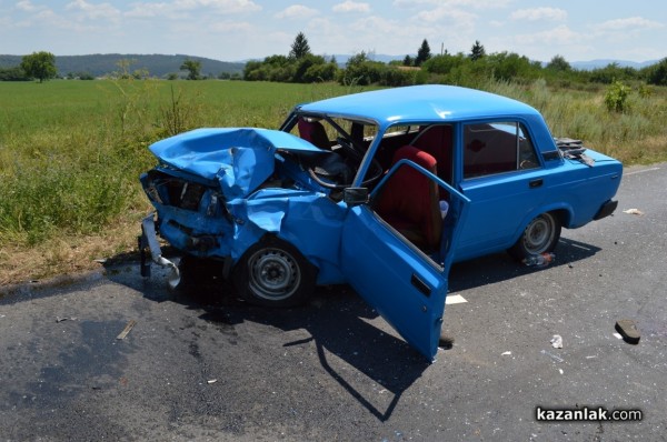 Зверска катастрофа край Долно Сахране 