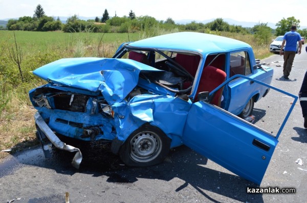 Зверска катастрофа край Долно Сахране 