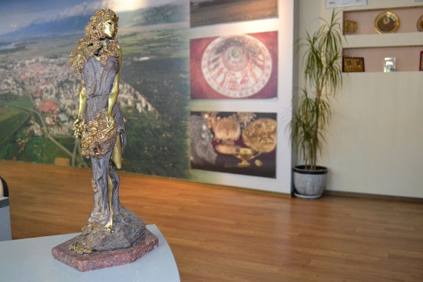 Отличия в общинските конкурси за парк „Розариум“ и Музея на розата