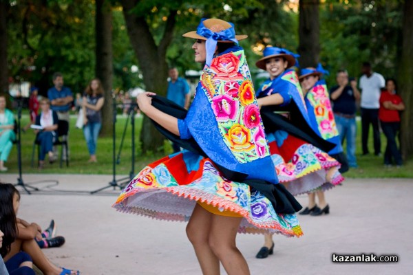 Международен фолклор в Розариума