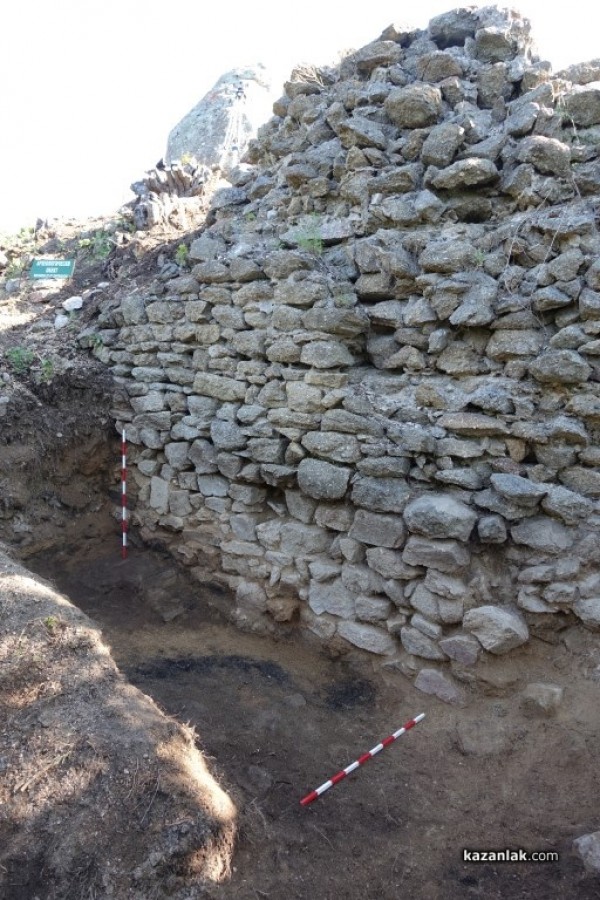 Революционно откритие: Средновековният Крън изглежда е при днешен Бузовград