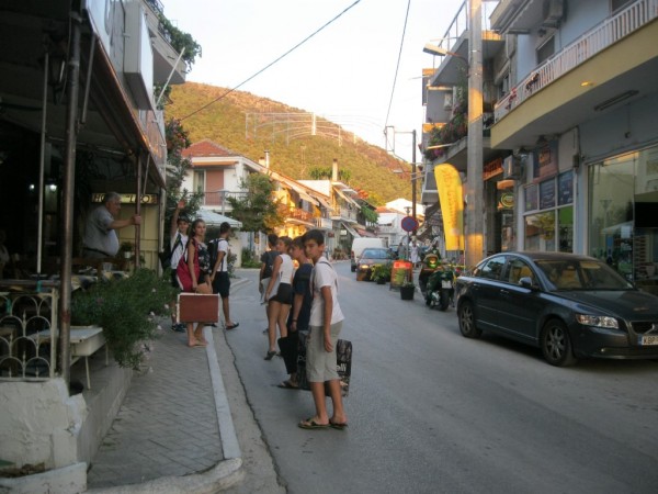 “Арт линия“ се завърнаха от пленер на остров Тасос