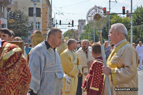 Литийно шествие и посрещане на мощите на Свети Николай Мирликийски Чудотворец