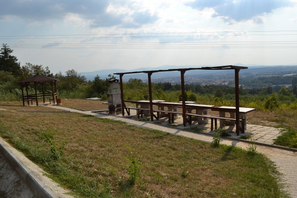 Влакчетата за туристически разходки завъртат колела