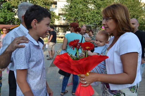 Ново междублоково пространство в ж.к.“Васил Левски“