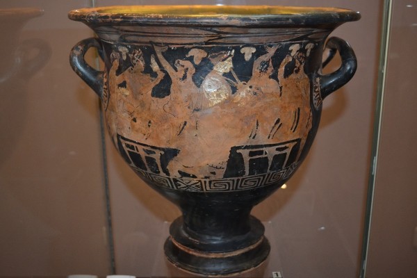 2 нови изложби за Тракийските празници в ИМ“Искра“