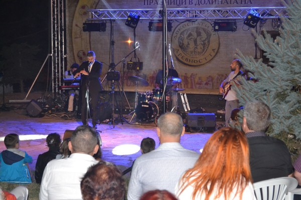 Община Казанлък честити 12-те Празници в Долината на тракийските царе