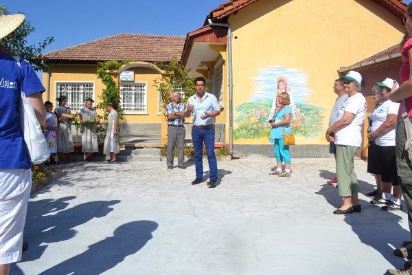 „Поход на мълчанието“ до древнотракийското светилище Мегалита над Бузовград