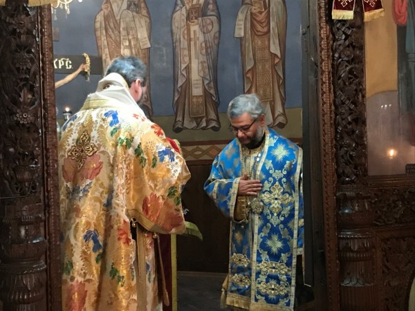 Митрополит Киприан отпразнува именния си ден в родния си град Казанлък