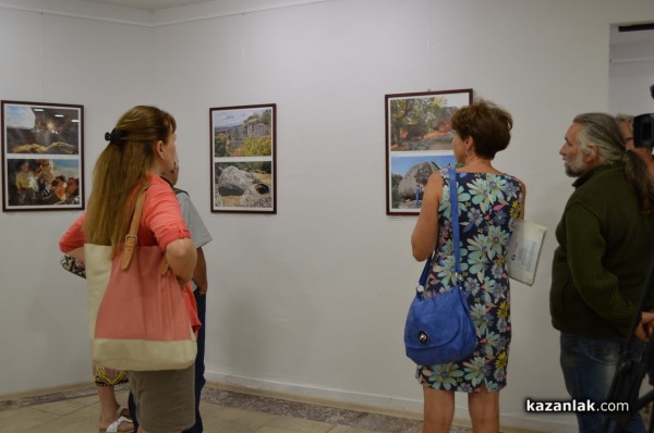 Мистериите на тракийските светилища разгадават мистериални туристи от Казанлък