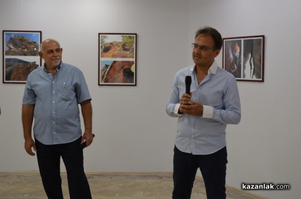 Мистериите на тракийските светилища разгадават мистериални туристи от Казанлък