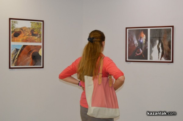 Мистериите на тракийските светилища разгадават мистериални туристи от Казанлък