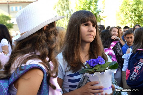 Първенецът на училищата в областта ППМГ “Н. Обрешков“ посрещна своите 700 гимназисти