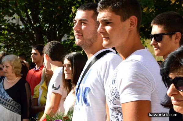 Първенецът на училищата в областта ППМГ “Н. Обрешков“ посрещна своите 700 гимназисти