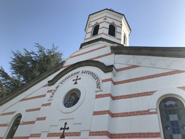 Митрополит Киприан служи в Казанлък на днешния празник