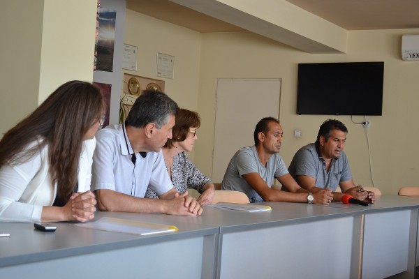 Започва работа по санирането на блока в ромската махала