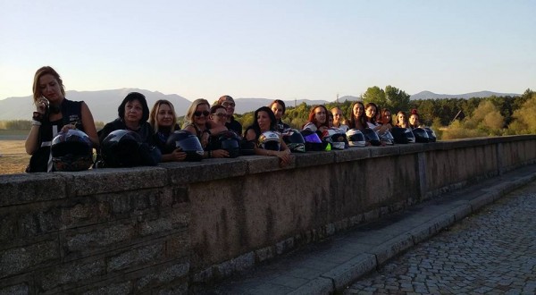 Казанлък бе домакин на втората национална среща „ЖЕНИ НА МОТОРИ”