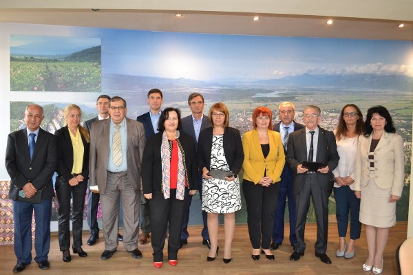 Исторически момент на братство и искреност между Казанлък и алжирския Блида