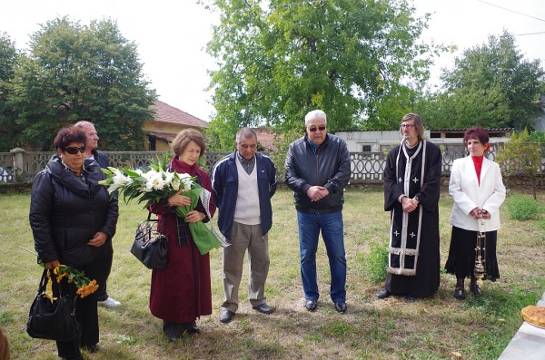 Комисията по досиетата трябва да продължи, заявиха в Габарево Антон Тодоров и Спас Гърневски