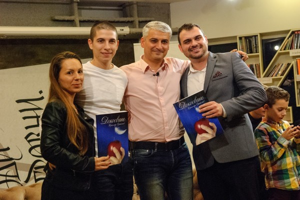 Казанлъчанин издаде първата българска книга, написана едновременно на Брайл и Кирилица