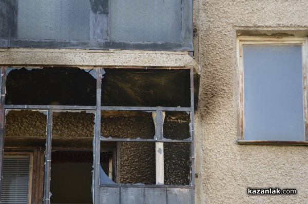 Пожар от газова бутилка в 15 блок на Източното днес