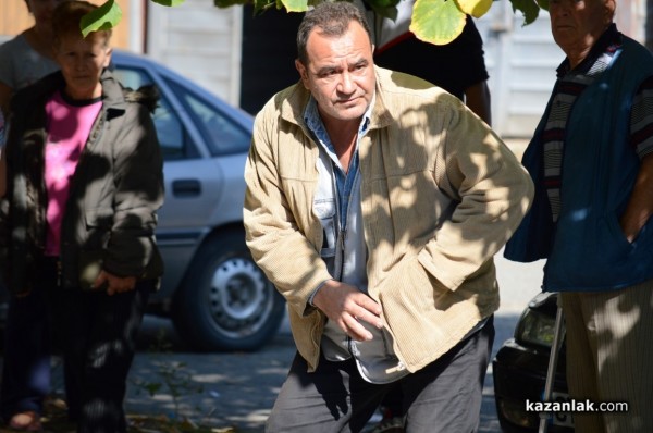 Пожар от газова бутилка в 15 блок на Източното днес