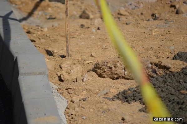 Намериха снаряд при разкопките за нов тротоар в Източното