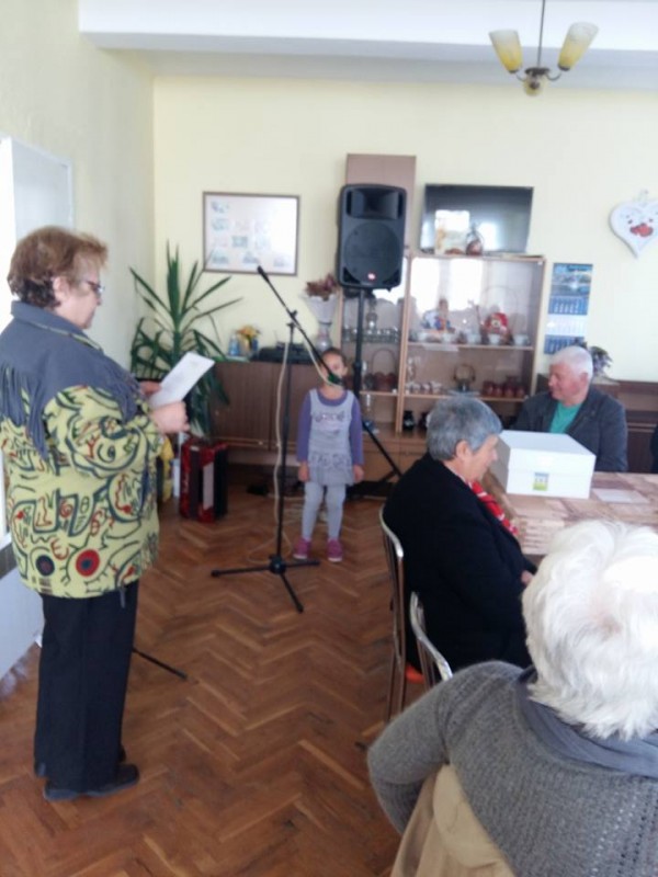 Още в началото на октомври читалищните колективи в с. Енина се изявиха