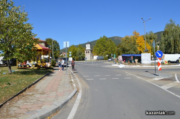 В Енина откриват нов паметник и кръгово на Празничния Петковден