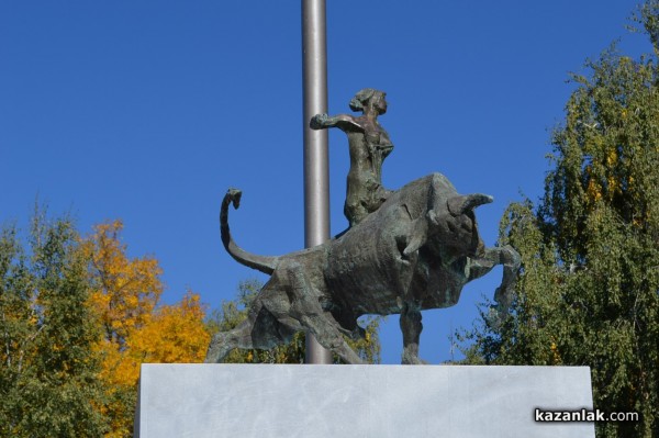 В Енина откриват нов паметник и кръгово на Празничния Петковден