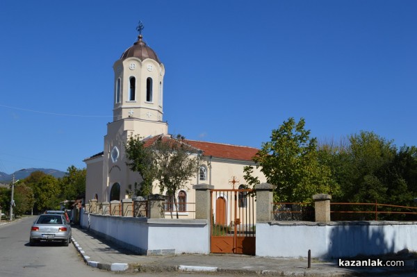 Нестинарка ще гостува с ритуал - благословия за Празника на Черганово 