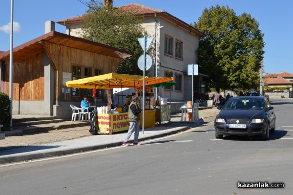В Енина откриват нов паметник и кръгово на Празничния Петковден