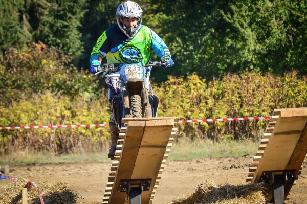 Александър Попминчев от Ендуро клуб “Севтополис“ е шампион за годината в Екстремния шампионат
