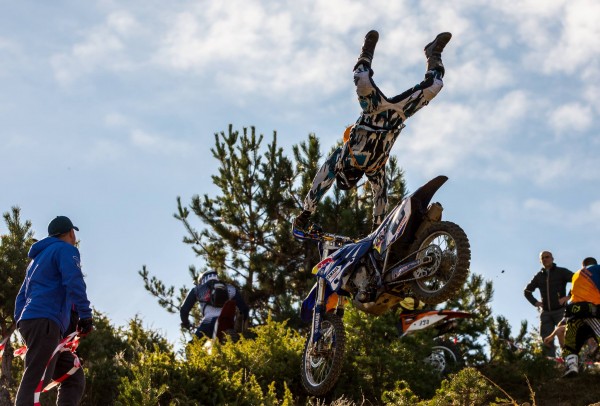 Александър Попминчев от Ендуро клуб “Севтополис“ е шампион за годината в Екстремния шампионат