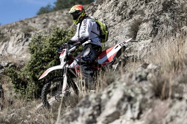 Александър Попминчев от Ендуро клуб “Севтополис“ е шампион за годината в Екстремния шампионат