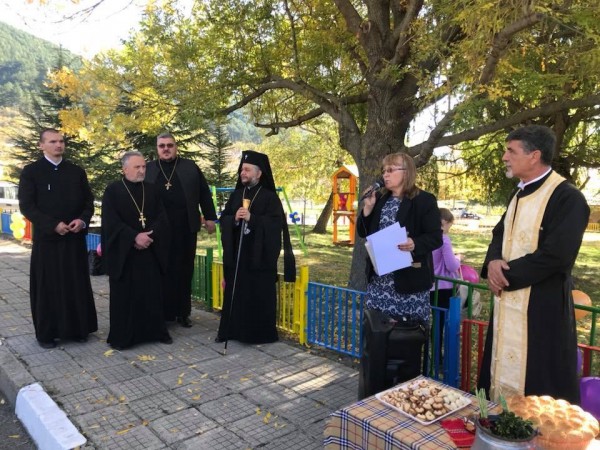 Митрополит Киприан служи в Горно Изворово