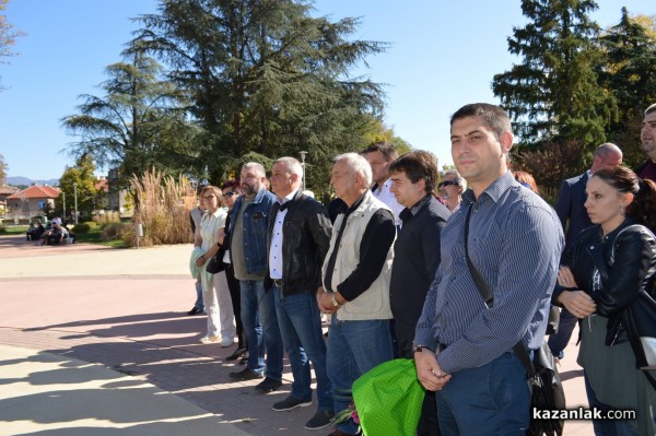 Ангел Джамбазки: Да, използваме ЕС като инструмент за националните цели на България