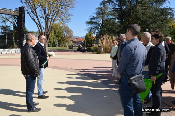 Ангел Джамбазки: Да, използваме ЕС като инструмент за националните цели на България