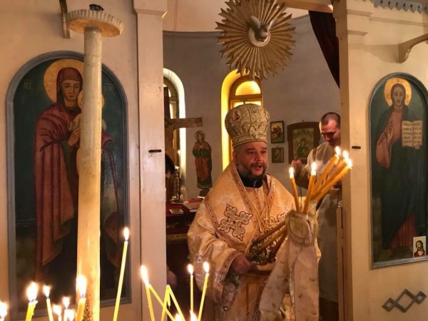 Митрополит Киприан служи в Горно Изворово