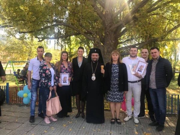 Митрополит Киприан служи в Горно Изворово