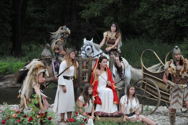 Изложба “Дамасцена“: Филмът през обектива на художник-фотографа Гаро Кешишян