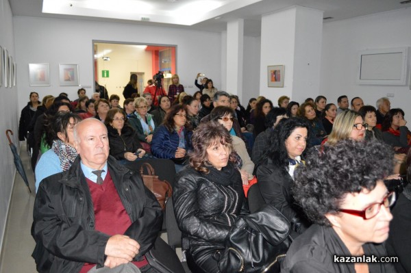 Обласният управител Гергана Микова започна от Казанлък поредица Информационни срещи за българското председателство на ЕС 