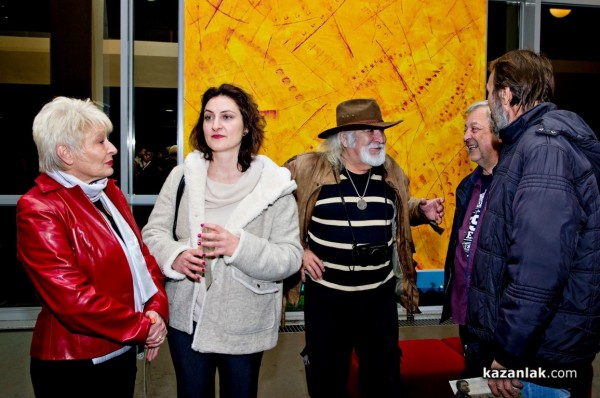 Силна премиера на филма „Дамасцена“ изправи на крака 500 зрители снощи